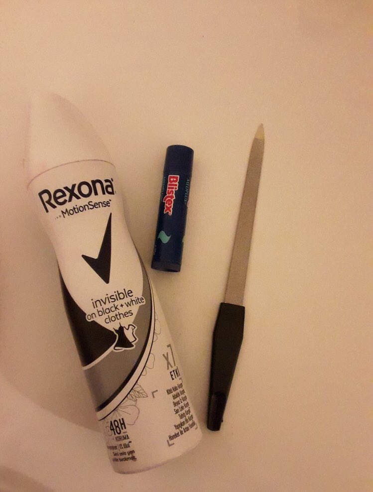 Yanimdan 7/24 ayırmadiğim ve ask yasadigim 3 lu