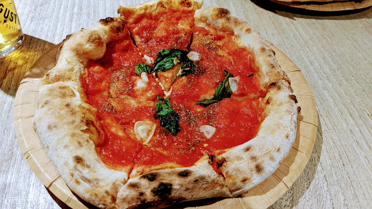 VeganOlive1's tweet photo. The best pizza ever from π― #Vegan fid truck called #Marleys... find them on @HappyCow https://t.co/uBovo29TA0 I could eat another πππ#Veganfoodshare #Itseasy2bvegan #Veganfriendly ππ―ππ±π»πππ https://t.co/bqQ74bW0Po
