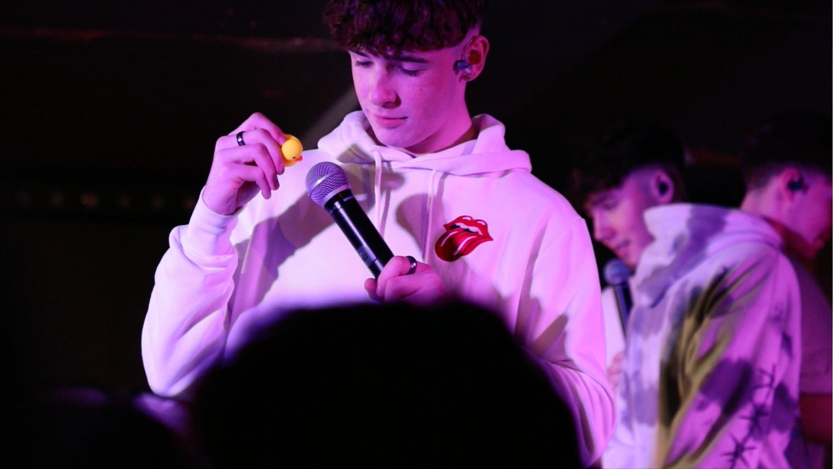 GreenroomNash's tweet photo. What a great show!

We had a blast today, filming the LCKDWN performance and BTS at The Factory in Manchester.

The lads and fans were on top form, so look forward to some great shots from today in the upcoming music video for 'Mumma Said'...

@officiallckdwn @factorymanchester https://t.co/cPxn8yJj7U