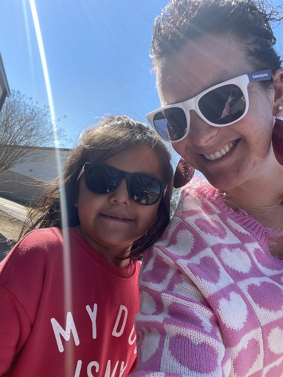 AshleyFehrle's tweet photo. Happy Valentine’s Day from Mrs. Fehrle’s class @NavarroLISD https://t.co/XEc3GCmeAH