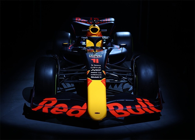 kondrateff's tweet photo. Команда Ред Булл второй представила болид на Чемпионат 2022 Red Bull RB18 https://t.co/LrA9gRs9iI https://t.co/fmlgJMK2oa