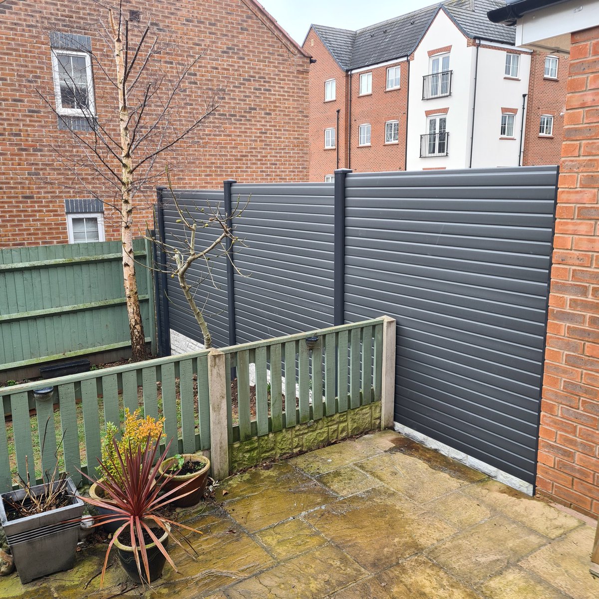 DE5 Supplies tweet media