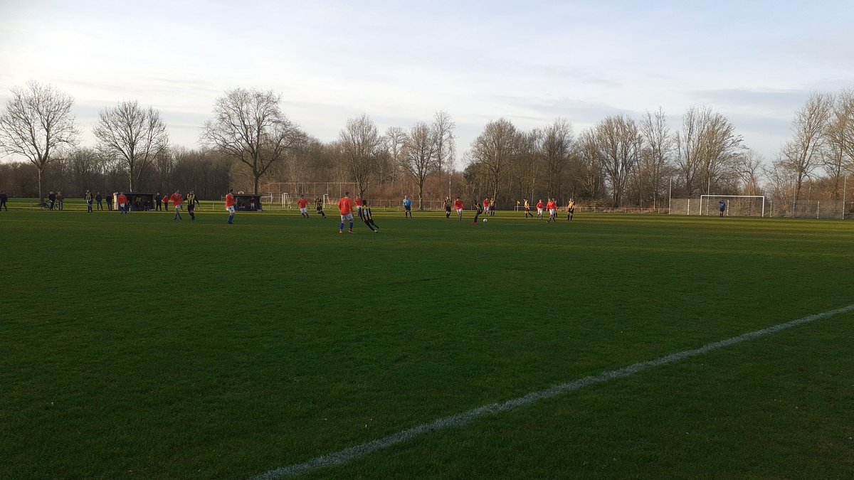 Veendam 1894 zat4 - Onstwedde Boys zat3