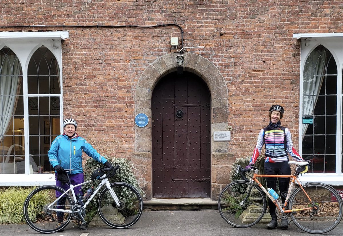 Todays #LGBTHM22 ride with <a href="/sarahrobbo11/">SarahRobbo</a> &amp; <a href="/BicycleAdventu1/">Bicycle Adventure Club</a> was real tonic for the soul! 
Giggles, history, politics and the best bacon sarnie ever! #Cycling #Bromsgrove #HousemanTrail