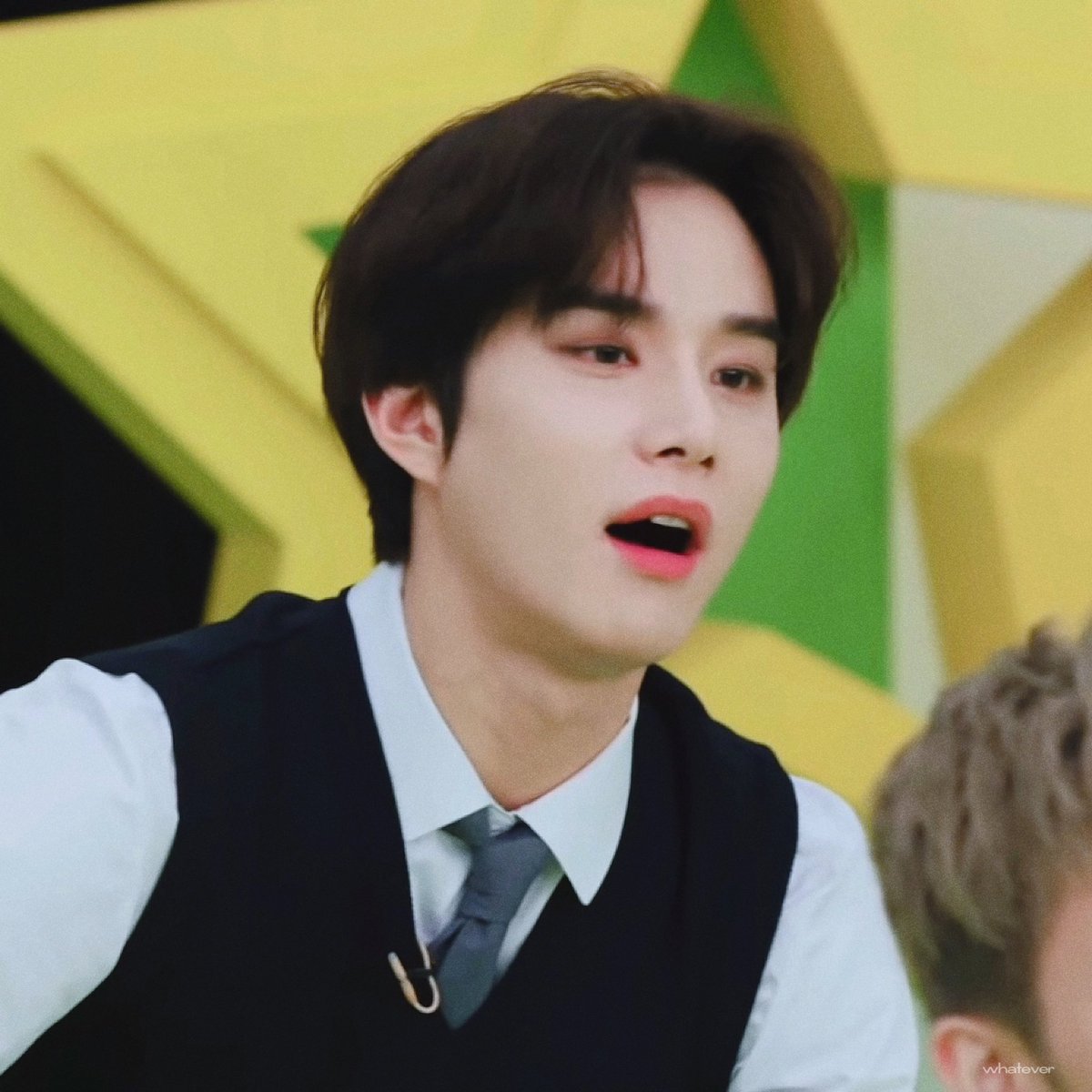 ᴡʜᴀᴛᴇᴠᴇʀ tweet media