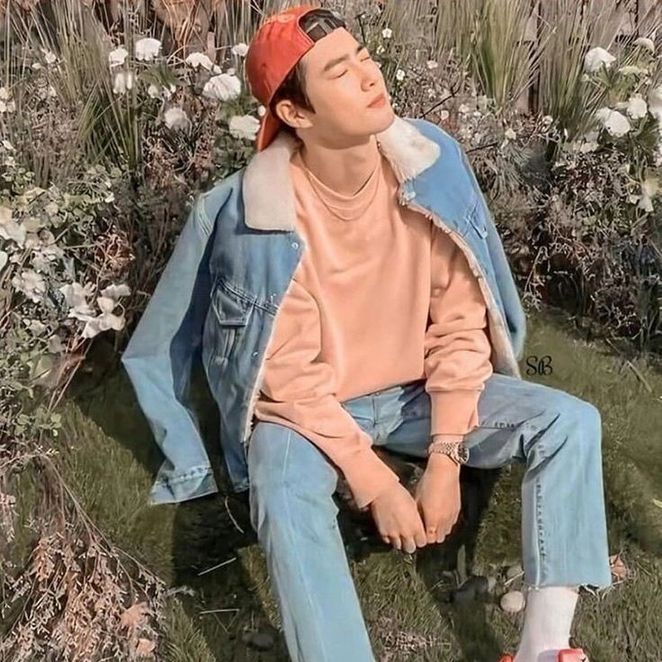EAVSSquad's tweet photo. Welcome back Leadernim Suho to the outside world. We truly miss you so much 💞🥺
#Junmyeon
#EXO
@weareoneEXO https://t.co/upJMXQ5pdM