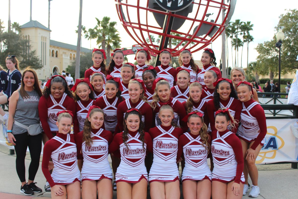 This group. ❤️💛 #DaleYeah #WeAreRiverdale #FinalsBound <a href="/RiverdaleHighTN/">Riverdale HS</a>