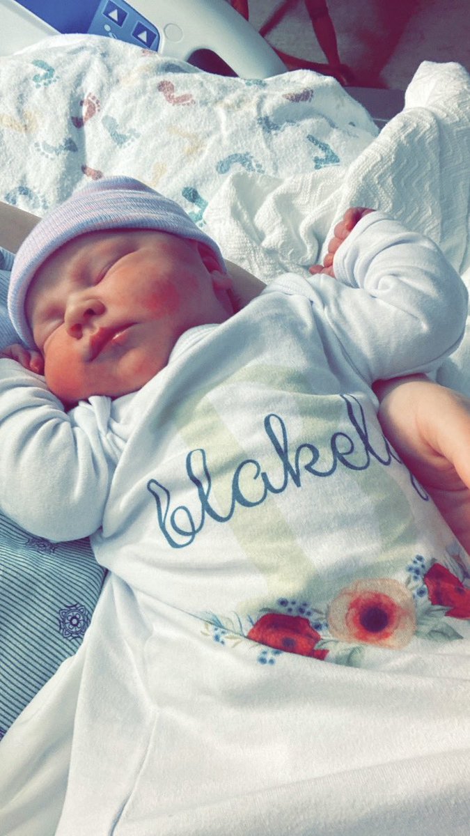 AlexBabyCakes1's tweet photo. How has it already been a 1 whole year loving you?! It’s been such a great year with you, Big brother and I love you so much! You are the sweetest baby girl and i love watching you grow, but please slow down 🥺💓 Happy 1st Birthday Blakely Grace! https://t.co/H80o70jxfC