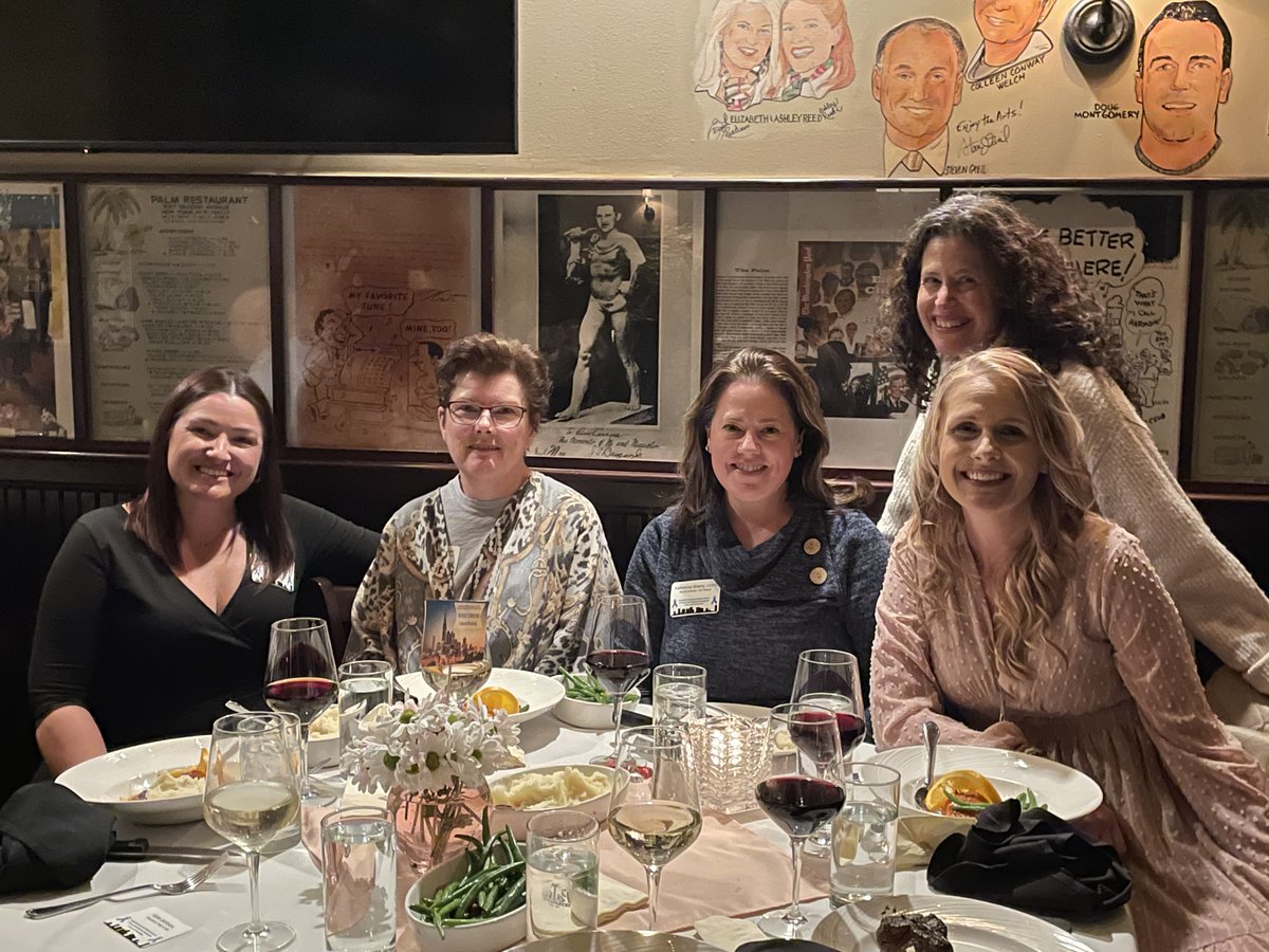 Help4HDI's tweet photo. When we attend meetings like the @VUMChealth Southeast Symposium, we get to see our dear friends @HDReach #HDReach #Help4HD #HD #HuntingtonsDisease #TogetherWeAreStronger https://t.co/ERiNmFRf0Q