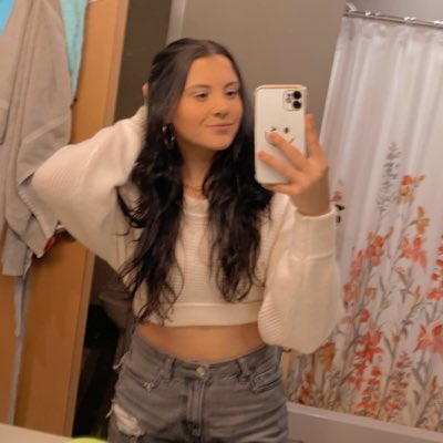 meregailcamp's tweet photo. #NewProfilePic https://t.co/1oqRLt42W4