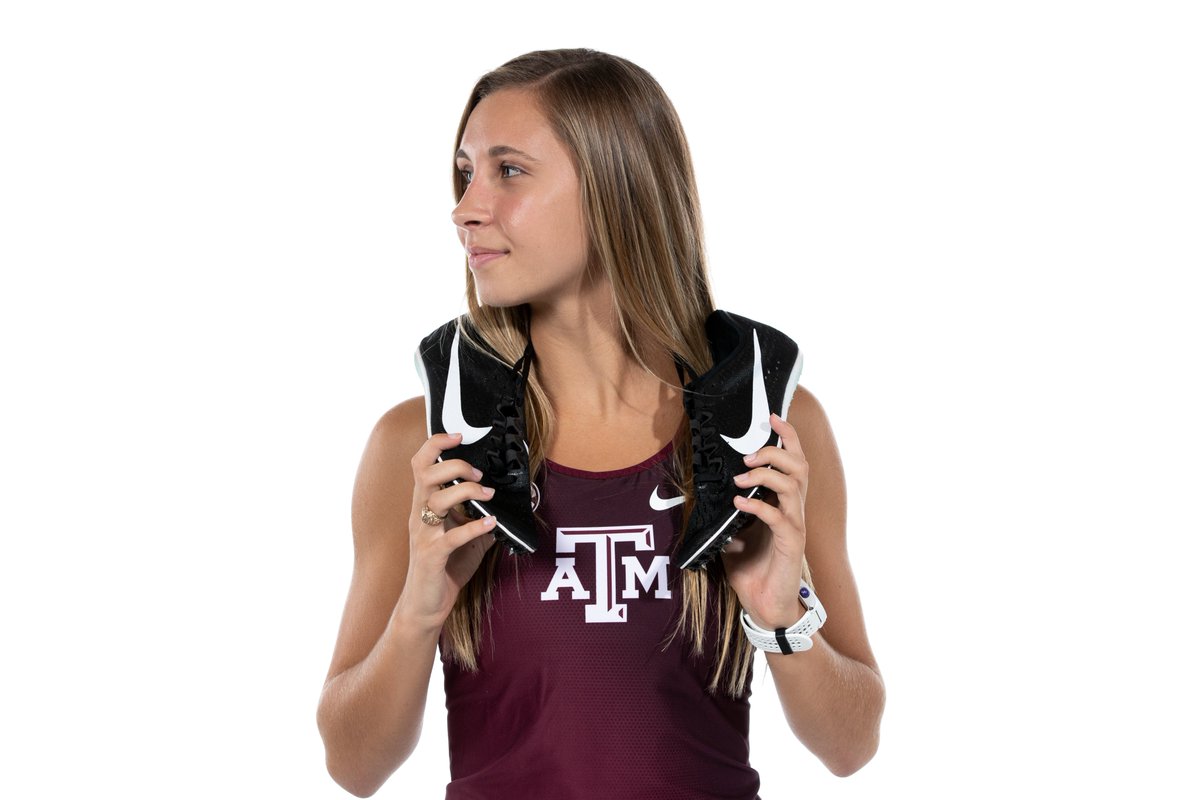 Some big PRs from the distance crew in Nashville.

9:37.76 (14 sec PR) - <a href="/graceplain/">Grace Plain</a> 
9:46.61 (8 sec PR) - <a href="/maddslivingston/">Maddie Livingston</a> 

#GigEm