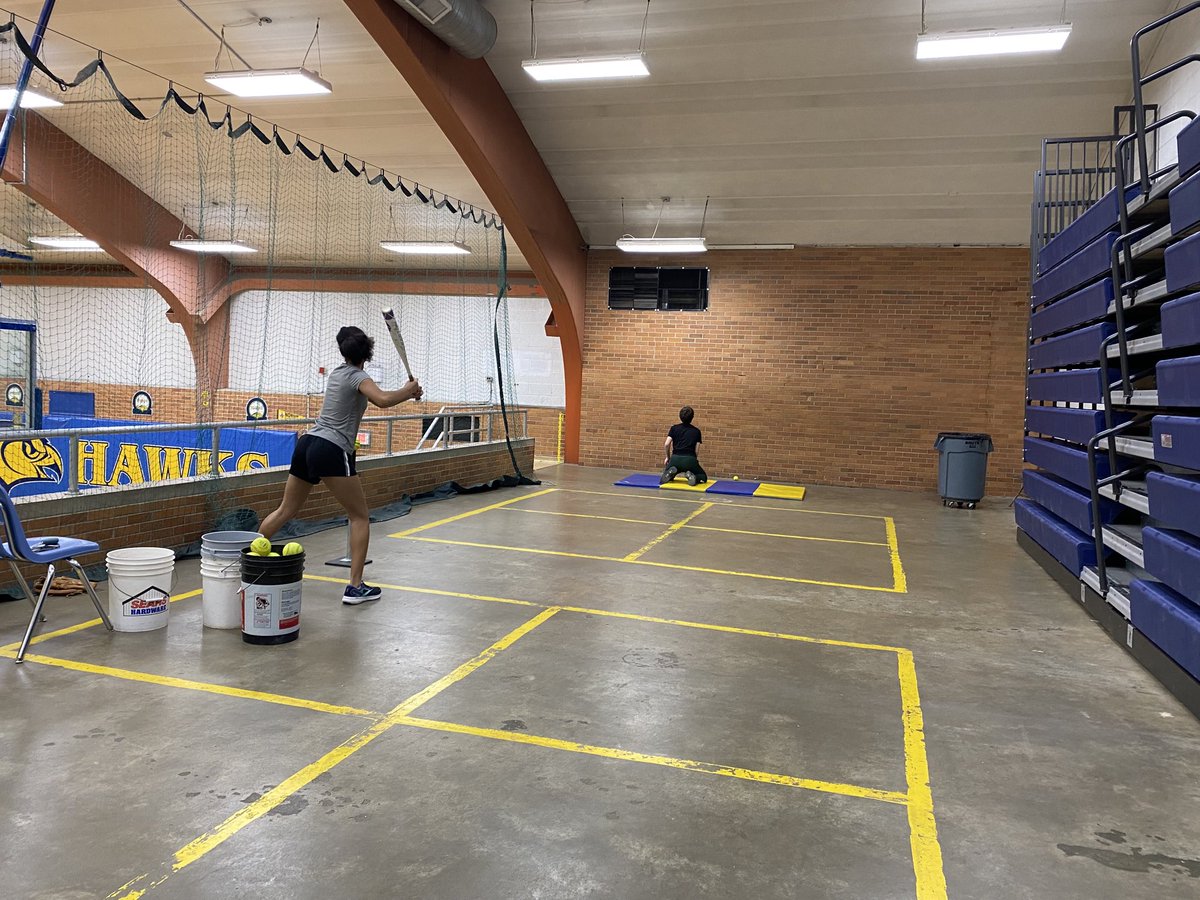 NorupPE's tweet photo. Advanced Sport and Fitness putting in the work!  Basketball, volleyball, hockey, lacrosse, soccer, football, baseball and softball skill work! https://t.co/e07iO2MvwO