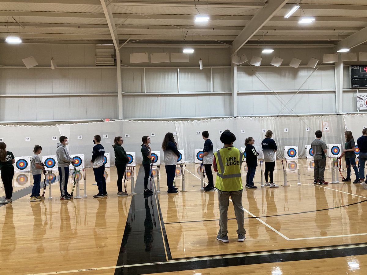 caseythorpebain's tweet photo. Another weekend of @NASPArchery with East Lansing Archery! Today we are at Swartz Creek! Shoot straight, EL! #DoMoreForKids @eltrojans https://t.co/g9jS2u7Uax