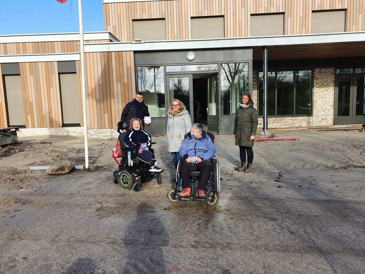 InfoLeek.nl tweet media