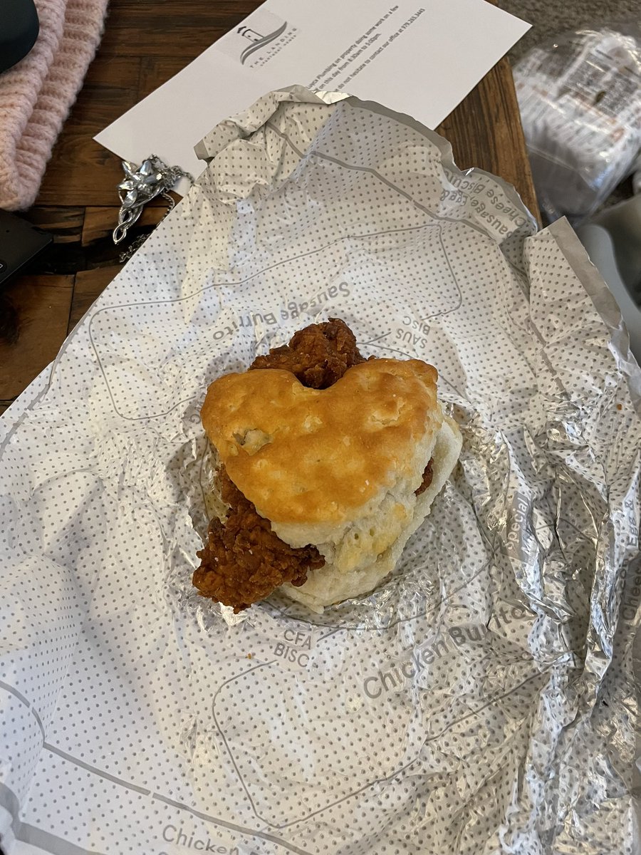 iamJakinLee's tweet photo. Alright @ChickfilA. I see you https://t.co/vUSdrcUKzm