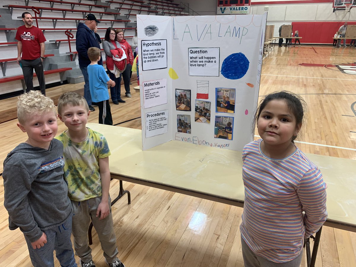 BC_Cardinals's tweet photo. A huge shoutout to our 2nd grade students for putting on a great Science Fair!  These students put a ton of work into getting their projects ready.  #bcesrocks #GoCards https://t.co/BACig0SfGf