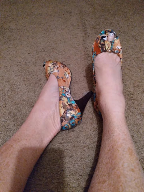 selene_swallows's tweet photo. Pretty shoe kinda day! Super sweaty though. 
 (Shoes for sale!) #gilf #footworship #footfetish #smallfeet #kissmysoles #maturemilf https://t.co/S1YSrmPmKG