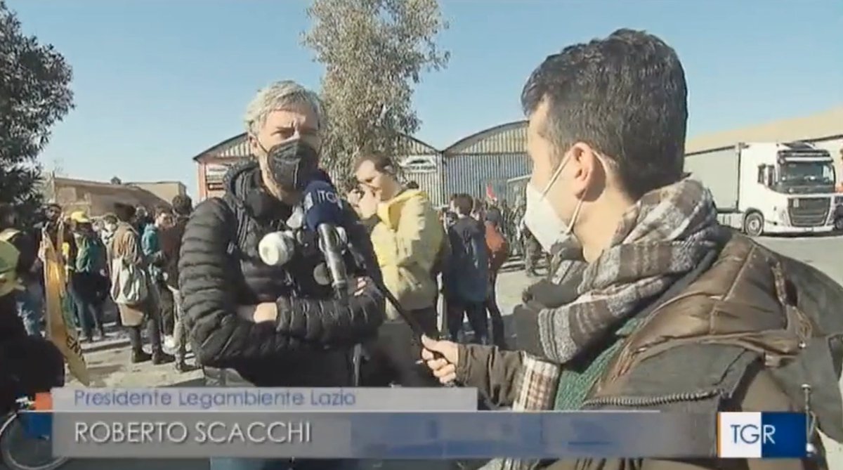 A TUTTO GAS MA #nelladirezionesbagliata
A Civitavecchia la manifestazione contro i progetti di nuove centrali a gas nel Lazio e per un futuro sostenibile, fatto di produzione energetica da fonti rinnovabili. fb.watch/b7AAHTcVB_/