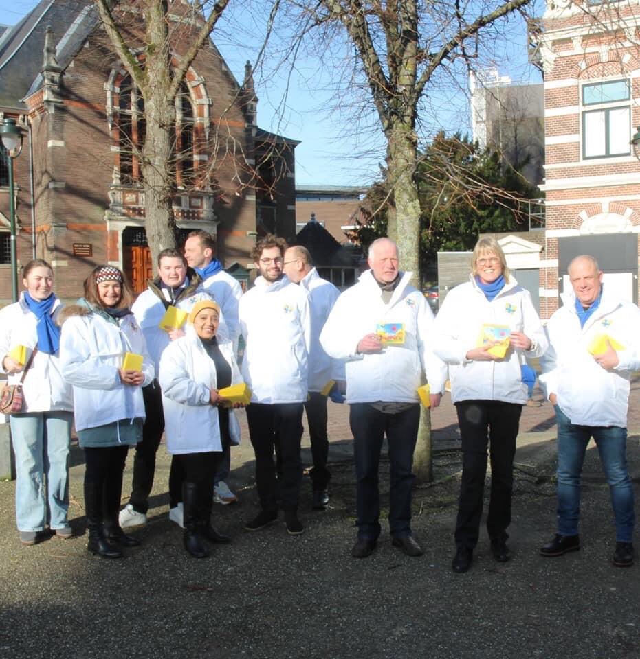 hartvoorhilv's tweet image. De ochtendploeg op de Kerkbrink. #hartvoorhilversum
 #gr2022