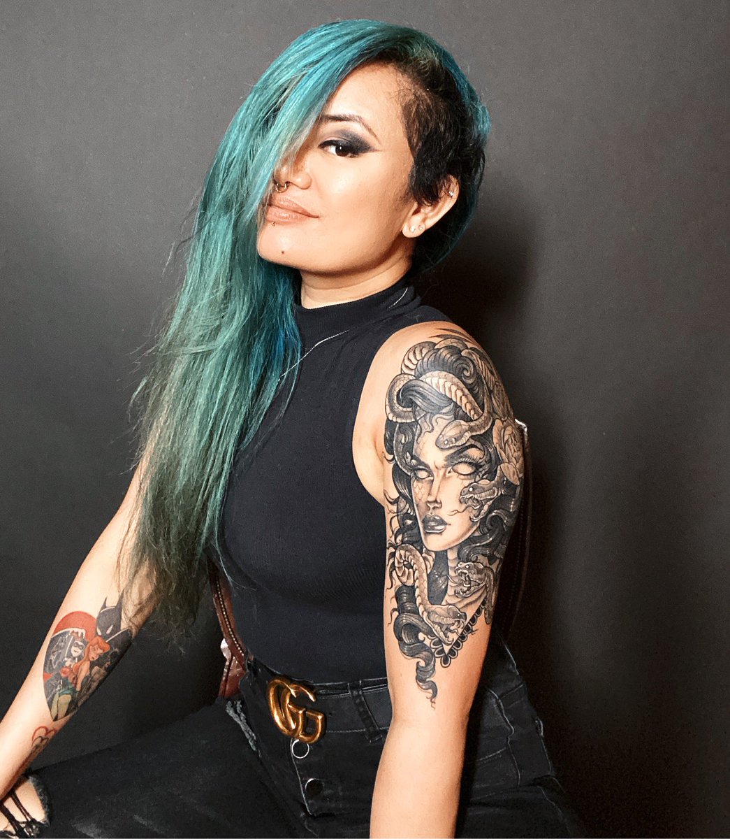 Of the three Gorgon sisters, #Medusa was born the only mortal as well as the most beautiful. When Poseidon raped her in Athena’s temple, Athena punished her by turning her hair into snakes and made her so hideous that if anyone dare look at her, they would turn to stone.🐍