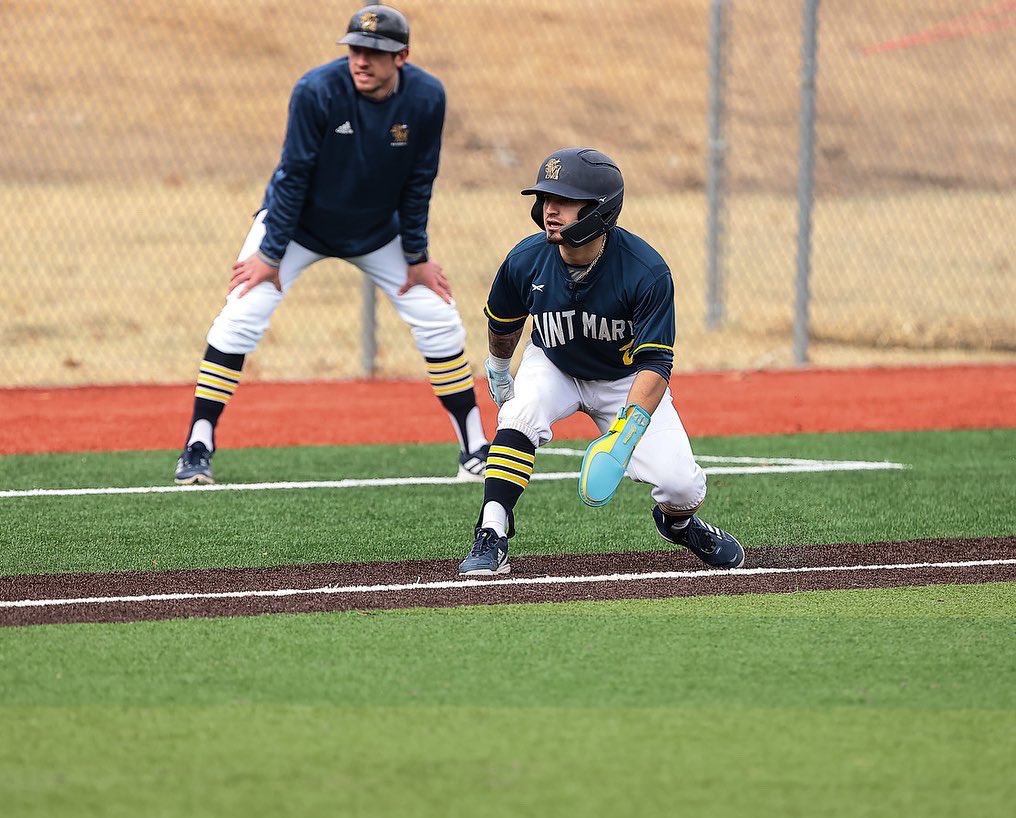 Spires split yesterday’s DH with Graceland and improve to a record of 2-1! 📸 by Joseph Baker of Papajosphotos