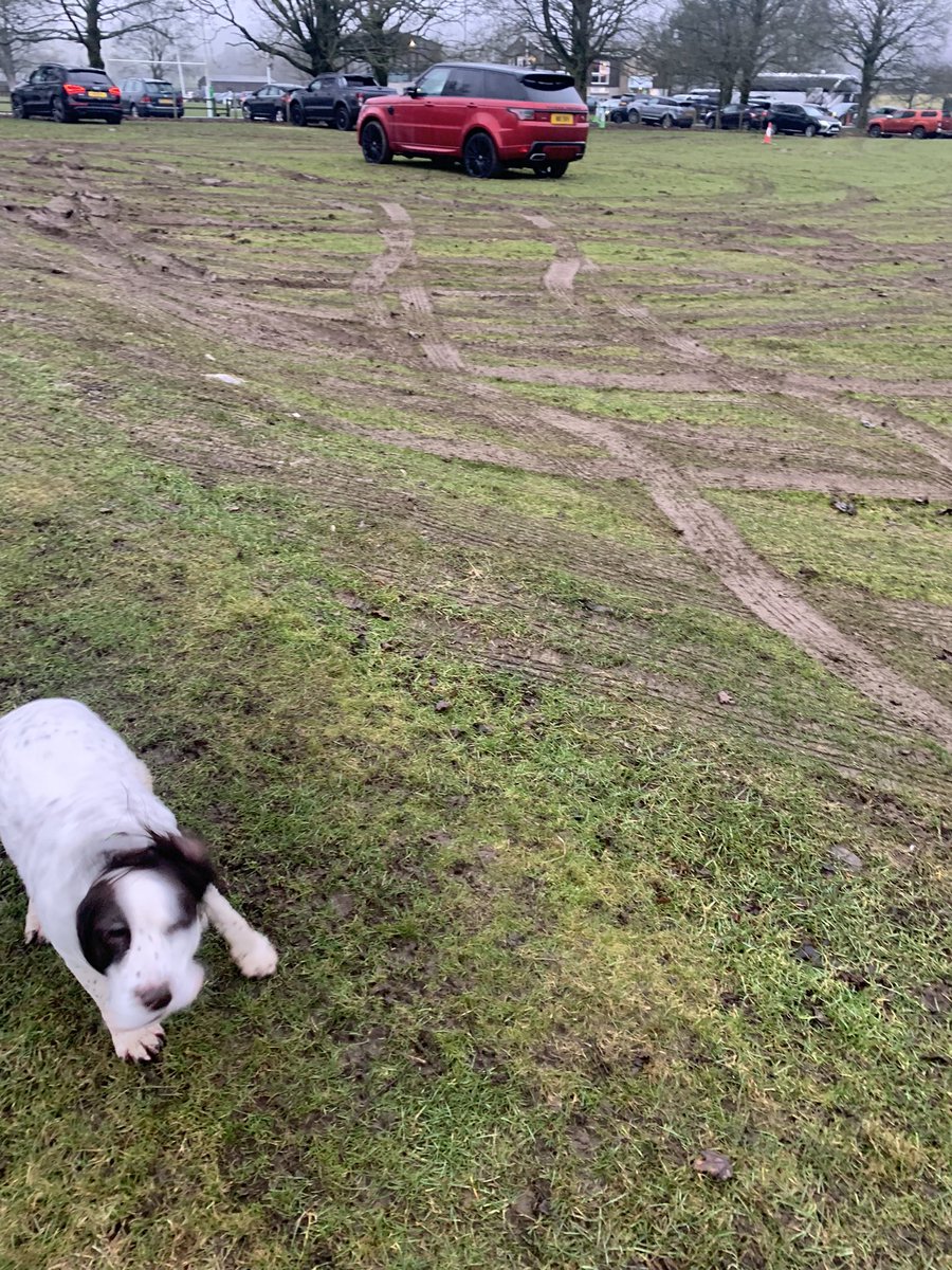 ITGarrod's tweet photo. Not all celebrations post match as Big Steve Ashcroft wonders why 4WD is not moving ππ#letsoffroad #cantparktheremate @NickkAshcroft @fylderugby https://t.co/4kocKPnYTT