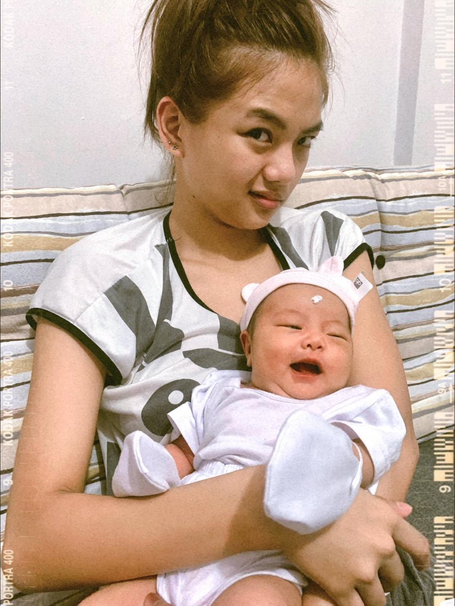 Bappy hirthday to nana’s tata and my ate 👀😁

Thankyou for everything that ive done for you . 
Thankyou for grabbing all my make ups and eating my snacks always. im so grateful that i have a sister like you, really 🥴 

-Love ate