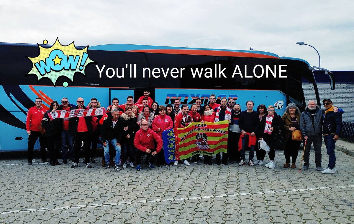MareaRojiblank's tweet photo. Mañana es un día especial para la @MareaRojiblank, casi después de 2 años, volvemos a desplazarnos para apoyar a nuestro equipo. Dos años donde han cambiado mucho las cosas: categoría diferente, equipo nuevo, entrenador nuevo... Ellos ya saben cómo nos portamos en el OVNI https://t.co/im5r04fwLG
