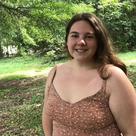 ally_MASC336's tweet photo. Hi! I'm Ally a senior at VCU studying mass communications. I enjoy writing, graphic design, and volunteering in my community. You can check out my recent work on my website: https://t.co/d7bt8BSB1f #MASC336 https://t.co/xl5cELGibD