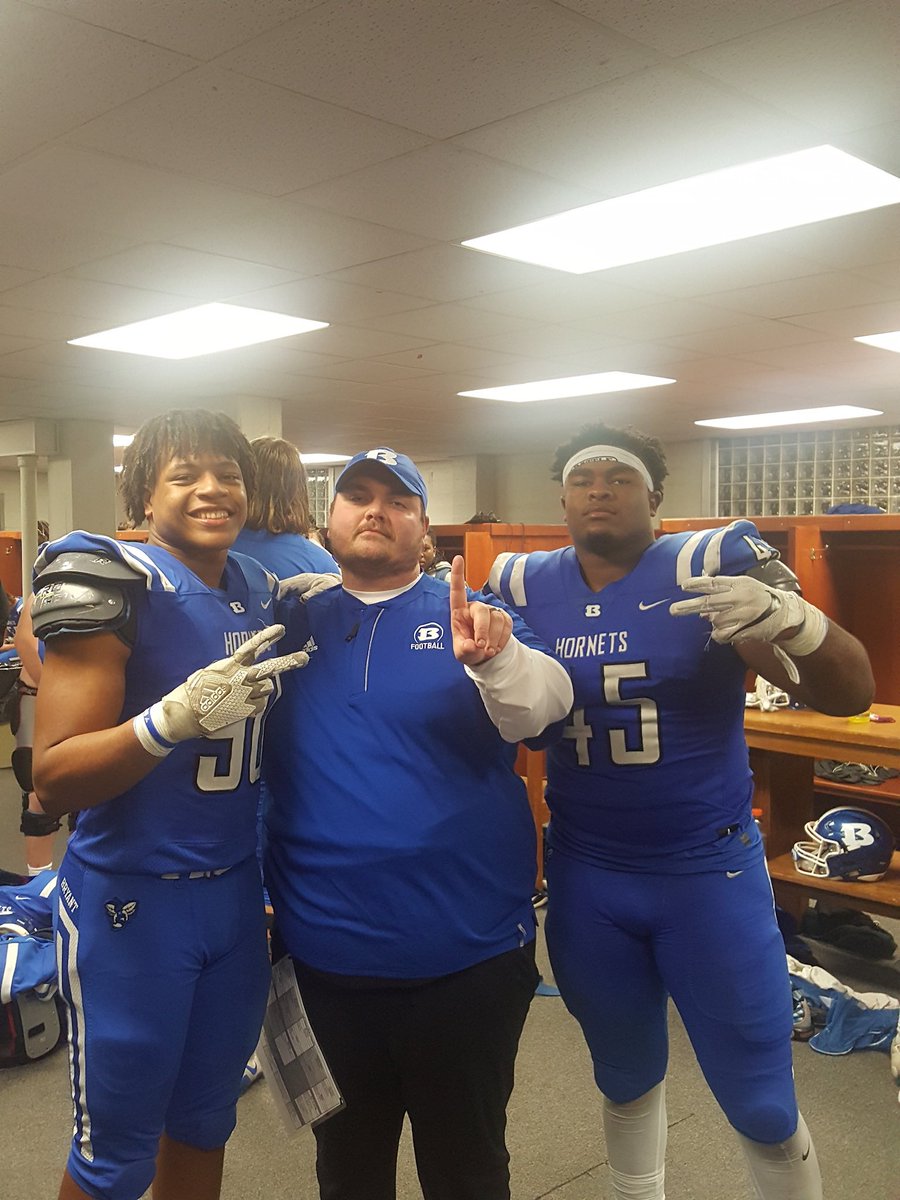Happy February 12th!
If you know, you know!! If you don’t understand it, probably never will!! 
That 2019 team seemed unstoppable!! 
<a href="/Brandon_Jones12/">Brandon Jones</a> <a href="/http_yepp/">Kyle Green</a> <a href="/AustinBailey_45/">Austin Bailey</a> <a href="/coachbschu/">BJ Schuller</a> @QueckTravis <a href="/CoachJones08/">Julian Jones</a> <a href="/HaydenSchrader1/">Hayden Schrader</a> <a href="/austinled2413/">Austin Ledbetter</a> <a href="/Buck_James212/">Buck James</a> @Hornet_TD_Club