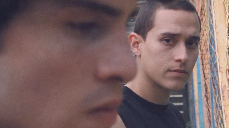 Chucho_Q's tweet photo. (2) VELOCIRAPTOR🦖 gay boy hangs out with straight best friend and asks him to have sex with him before the (very real) end of the world
Both are available on DVD/BD & several platforms in 🇺🇸🇬🇧🇫🇷🇩🇪🇨🇦🇨🇭🇹🇩 (@TLAReleasing #ProFunMedia) + and on @mowiesinc in 🇲🇽🇦🇷🇧🇷🇨🇴🇪🇨🇻🇪🇺🇾🇨🇱etc https://t.co/JYAdAAxXnp