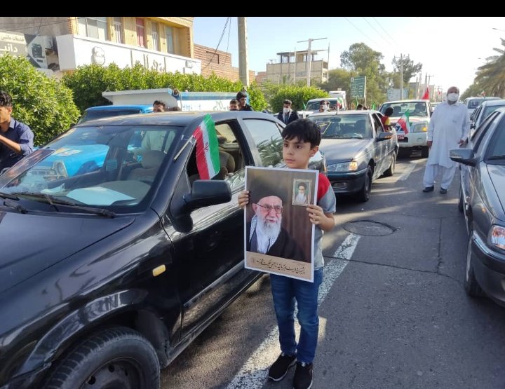 fatemehsha's tweet photo. اينها نسل جديد و آينده انقلاب اسلامي هستند
همانهايي كه نابودي اسرائيل را رقم زده و جشن ميگيرند
#بهمن_تماشایی 
#فخر_دوران https://t.co/6LjSdRQI0C