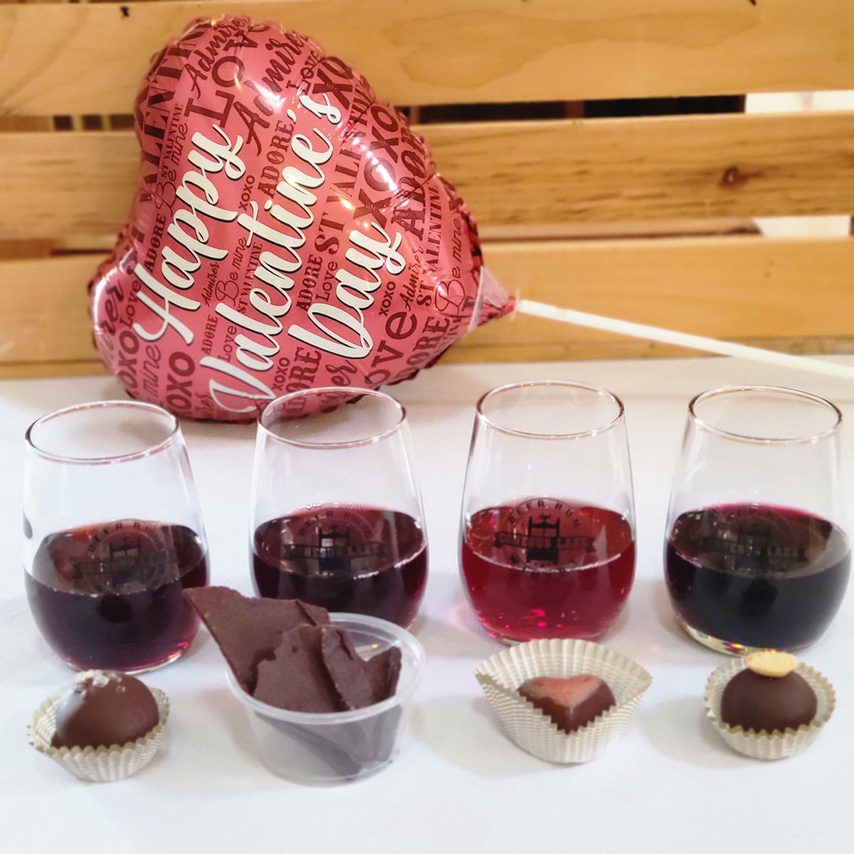 DeerRunWinery's tweet photo. Happy Valentine's Weekend!  We are hosting wine and chocolate flights this weekend featuring @laughinggullchocolates! Open 12-6pm, so grab your bestie and come and see us! 
#wineandchocolate #deerrunwinery #valentines2022 #wineflights #livco #geneseony #visitrochester #flxwine https://t.co/v84au6Wihq