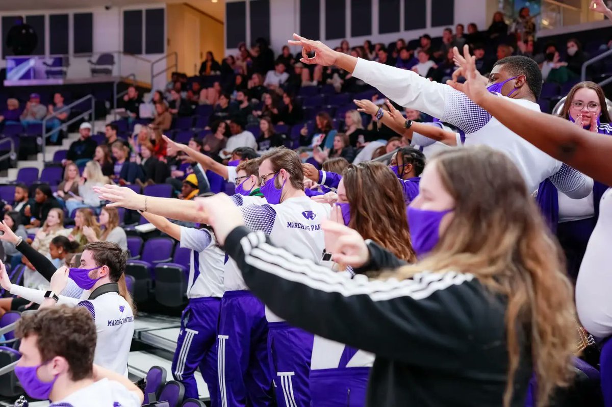 sohpuband's tweet photo. HPU basketball is bringing the heat today in the QC🏀🔥

📅 February 12
@HPUWBB 🆚️ USC Upstate
📍The Qubein Center
🕑 2 PM

📅 February 12
@HPUMBB 🆚️ Campbell
📍The Qubein Center
🕕 6 PM https://t.co/GAAV0QGoHH