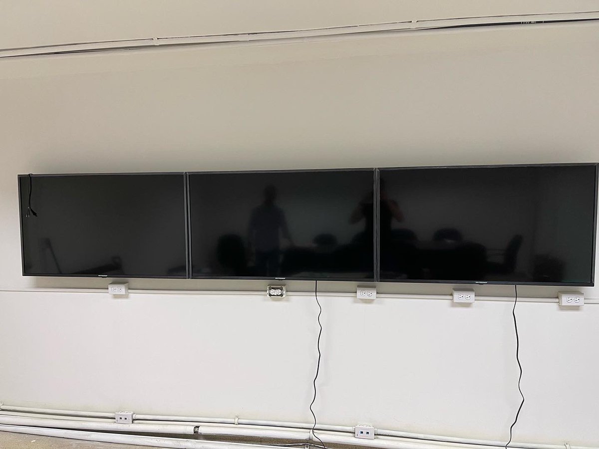 BusinessPartn19's tweet image. Centro de Monitoreo #cctv #alarma para tiendas, #100 % personalizado.

Business Partner Corp👨🏼‍💻🧾🛡🦠🛒📞📡
#businesspartnersc #businesspartnerscv #bpc #business #technology #software #support #proactive #predictive #homeoffice #cctv #hikvision #hp #dahua #retail #security #panamá