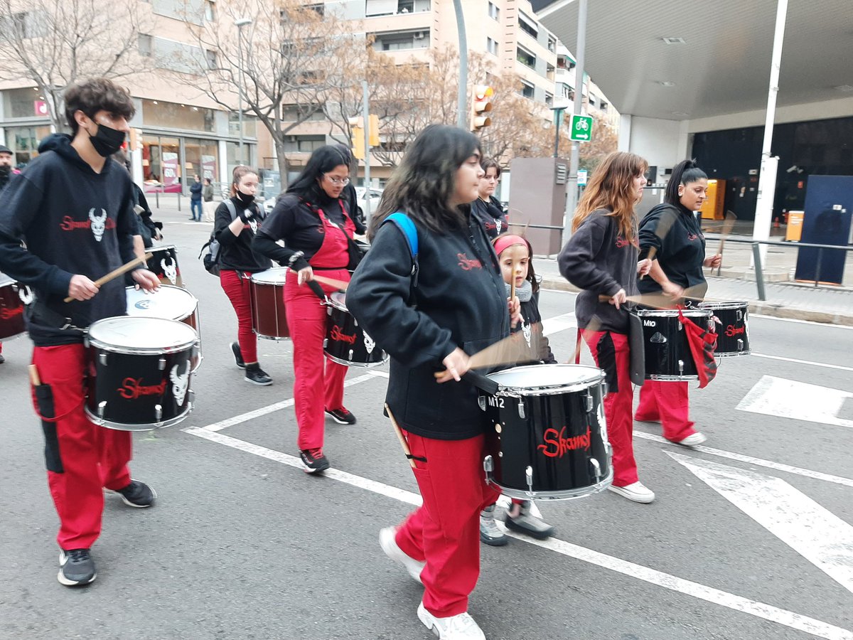 antonigarcia's tweet photo. Estem de Festa Major d'hivern de Santa Eulàlia amb la cercavila de 
 bestiari i gegants. #CulturaPopular https://t.co/9hnbv9s2t4
