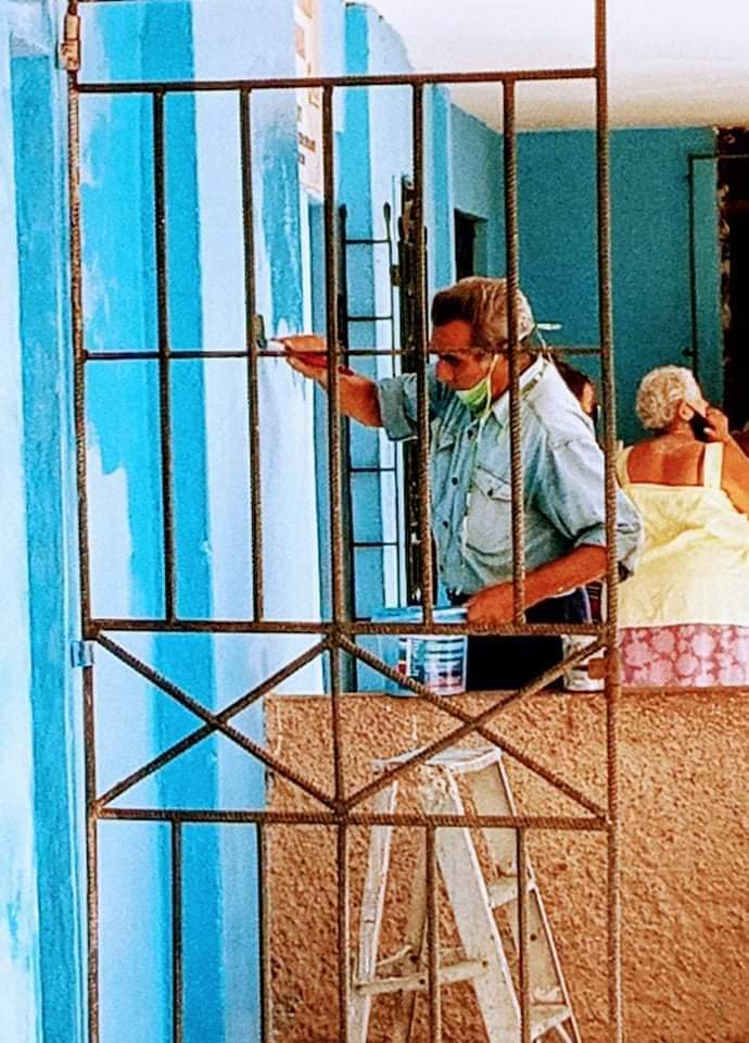 BYunisexky's tweet photo. En #MatanzasenVictoria se desarrolla trabajo voluntario en la Circunscripción 82 de Versalles como parte del apoyo comunitario.
#Matanzas 
#MatancerosEnVictoria 
@IzquierdoAlons1 
@SuselyMorfaG 
@mariofsabines https://t.co/JiyblC8D2F