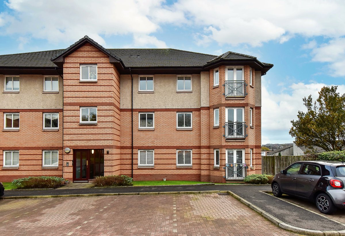 KelvinValley's tweet photo. FOR SALE:  Spacious 2 bed upper floor flat in popular location in Kilsyth!  Ideal for a downsizer!  Get in touch.  

Virtual Tour here > https://t.co/qUV6yxpv8q
Property Details here >https://t.co/TzkRA0gltA

☎️ 0800 133 7775
📨 sales@kvps.co.uk
 https://t.co/tMowCA0dJ9 https://t.co/mmd9VSFcI5