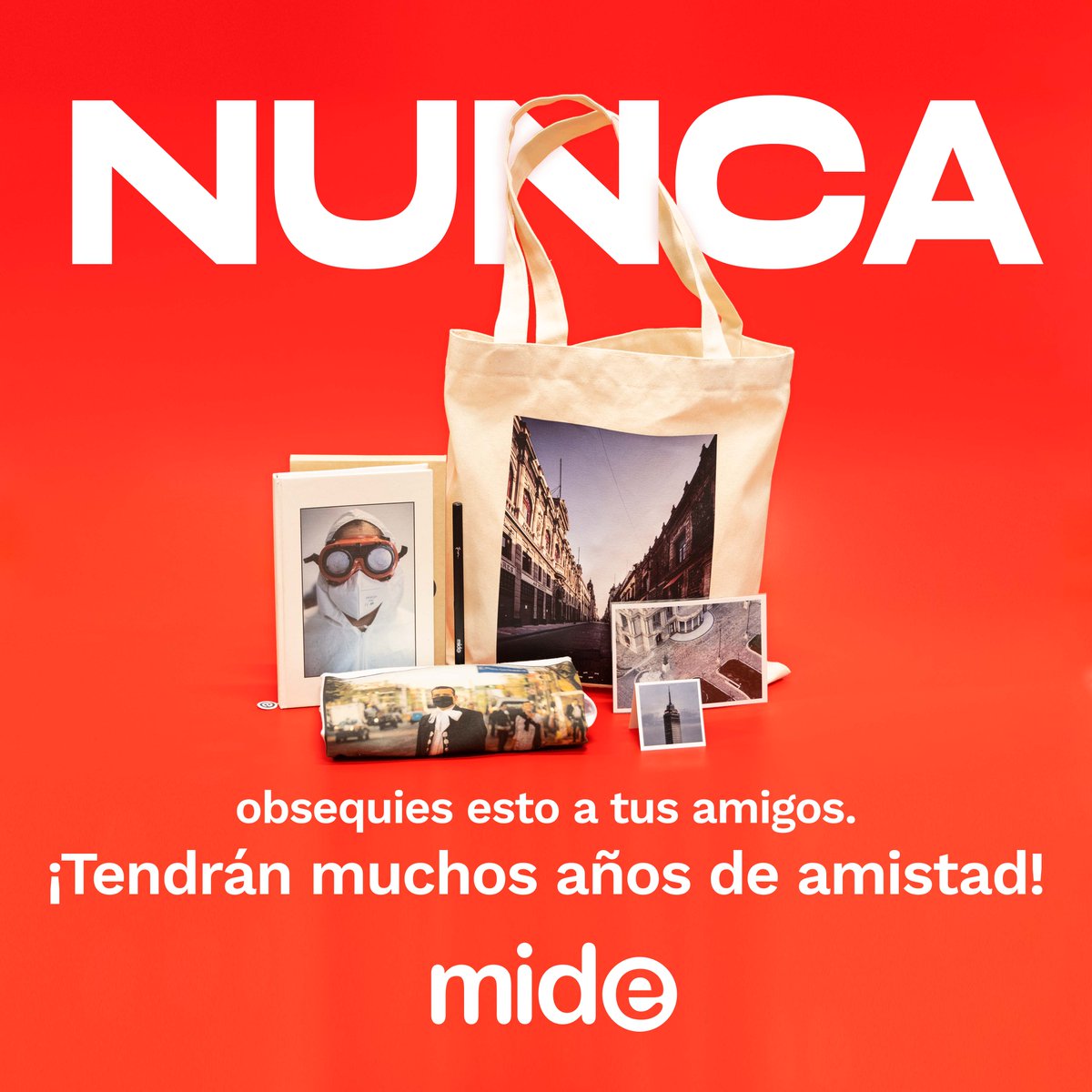 MuseoMIDE's tweet photo. La vida es mucho mejor con amigos alrededor y que mejor que agradecerles con un regalo que recordaran para siempre ❤️👭👬
La #TiendaMIDE en línea está abierta 24/7 🏪 https://t.co/a5yL8UMJoP
#EntraAlMIDE #SanValentín #regalos https://t.co/MAZlKlcl04