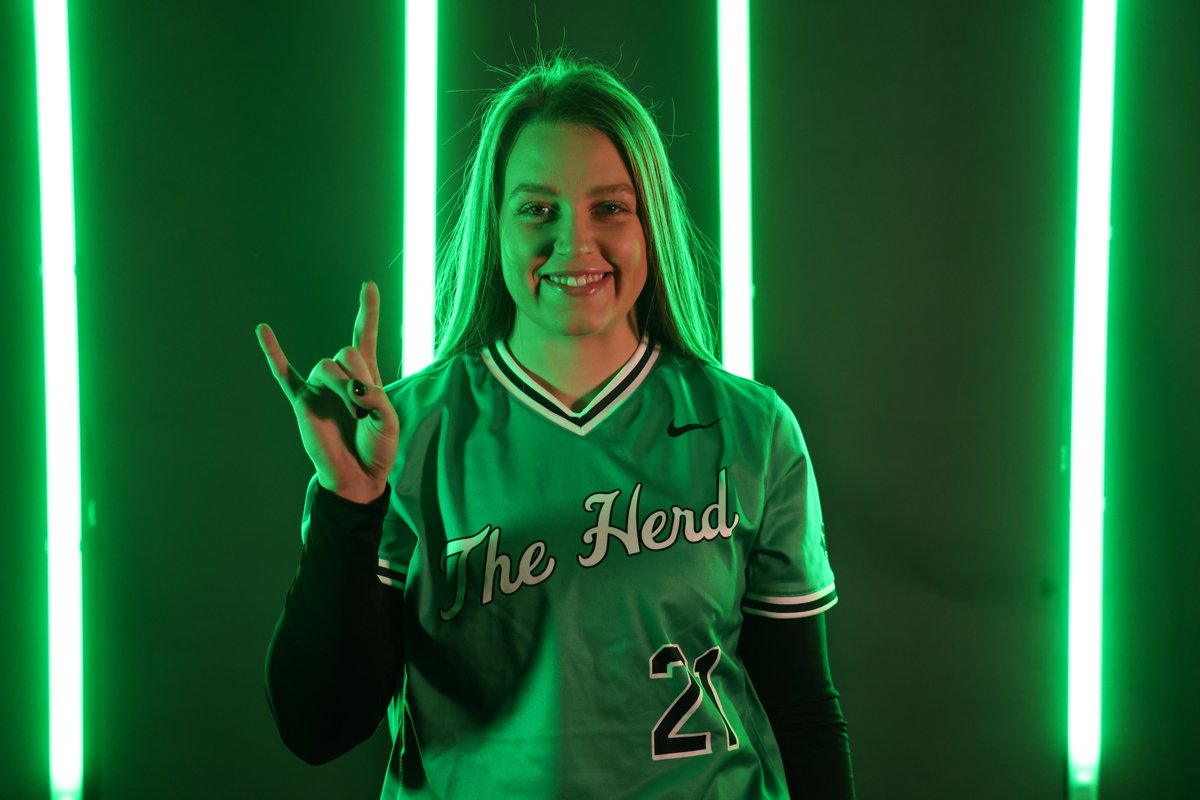 HerdSB's tweet photo. FINAL: #MUSB 8, Villanova 0 in 5 innings
Sydney Nester strikes out the last 8 batters of the game and finishes with 11 Ks 💪🤘💚
Herd back in action at 6pm vs. Saint Joseph's.
#BrickByBrick x #RiseAsOne https://t.co/vPBjZ1Jvgc