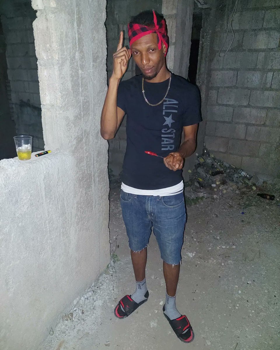 groc_musiq's tweet photo. G Roc D Gyal Dem Stallion Daddy 💥💥BAD ARTIST💥💥 U Knw #TheKickOffEP #ComingSoon https://t.co/TA1CCps036