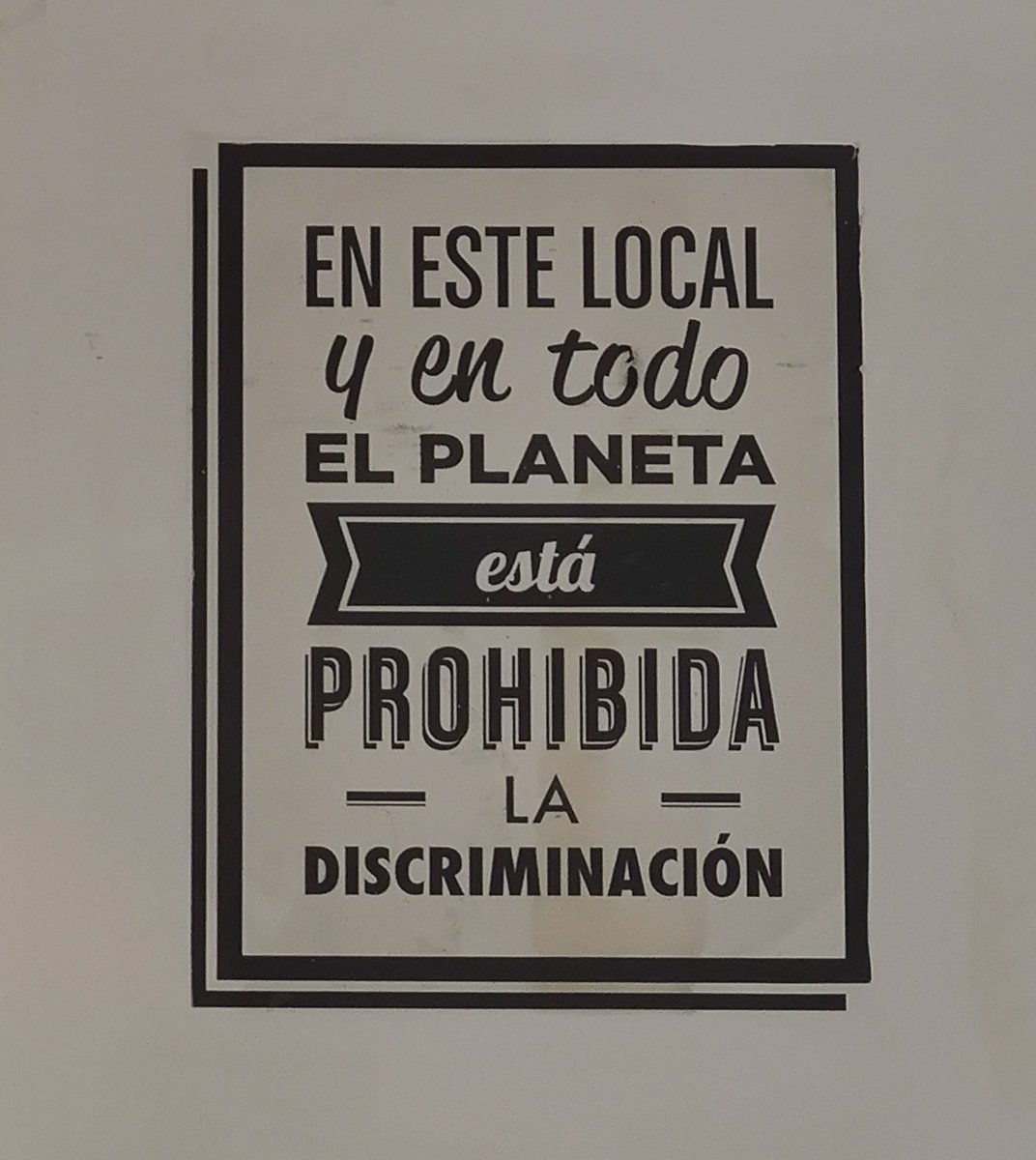 monipaoec's tweet photo. Caminando en Lima-Perú. Así o más claro!🔥 https://t.co/Y9rAEbBzKu