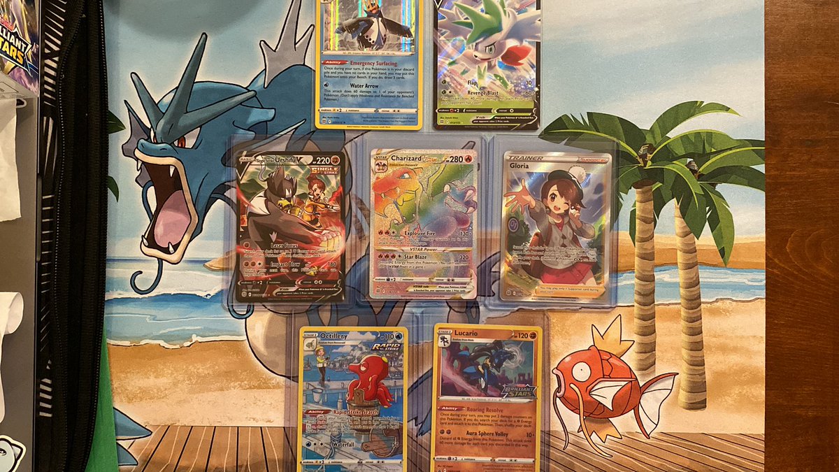 Tableweed69's tweet photo. I just opened my first build and battle ever and I got the rainbow Charizard!!!! β€οΈπππππ§‘ I opened 6 Brilliant Stars packs total and these were my pulls π¬π¬π€π€ #rainbowcharizard #charizard #buildandbattle https://t.co/7wWd0gNhN4