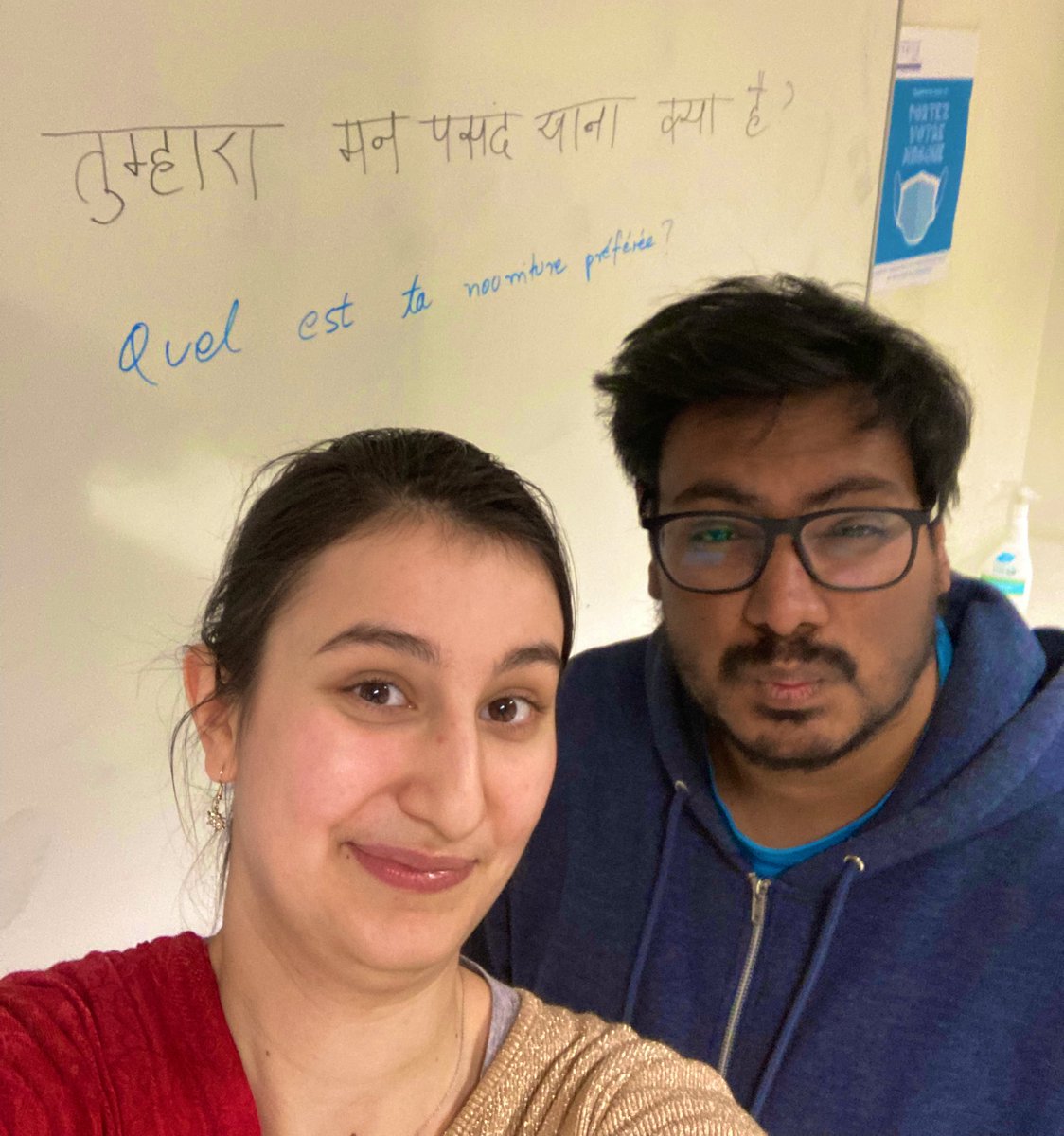 MlleTLC's tweet photo. In a middle of a french/hindi session with my friend @Aksraj93.

We find a question to ask in English, we translate the question in our target language. We correct each other and answer it.

With someone, it’s way more motivating!
#langtwt #LANGUAGE #French #Hindi https://t.co/k4U21h4ORc