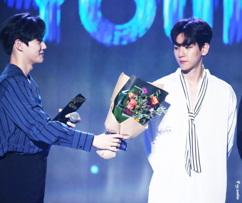hyunee7ee's tweet photo. #WelcomeHomeSuho
#기다림이_즐거웠어_우린_사랑이야 
수호 어서와🥳~~~다음타자는 백현이❤ https://t.co/B8X8vvRjFi