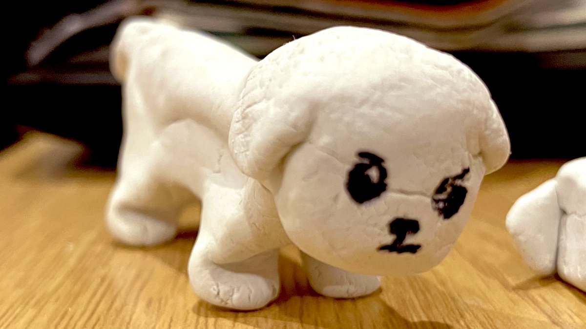 cappuri_n's tweet photo. 紙粘土でりんちゃんを作りました。
まゆちゃん作
私のは奥にあるガラクタ？？
 #CAPPURI_N
 #紙粘土
 #ガラクタ？？
 #YouTube https://t.co/NDmKa0iG7E