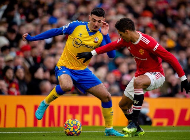 SystemFoot's tweet photo. [#PremierLeague🏴󠁧󠁢󠁥󠁮󠁧󠁿] #ManchesterUnited et #Southampton se neutralisent 1-1 !

⚽️ #Sancho 21’

⚽️ #Adams 48’

#MUNSOU https://t.co/qY1LAJ64Tl