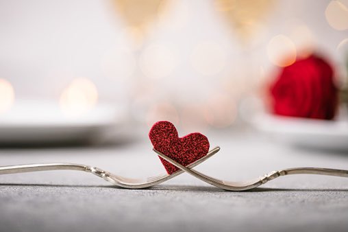 Looking for a last minute gift for your loved one? ❤️🌹 

We have gift vouchers available. There is lots of choice from romantic dinners to luxury overnight stays with use of our indoor swimming pool. 

huntonparkhotel.co.uk/gift-vouchers/

#huntonparkhotel #valentinesgift #giftvoucher