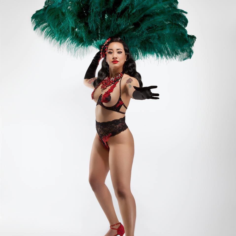 Jeezy's Juke Joint (@jeezysjukejoint) on Twitter photo The captivating Bessie Snow performs at <a href="/jeezysjukejoint/">Jeezy's Juke Joint</a> Friday March 25th at 7pm at <a href="/PromontoryChi/">The Promontory</a> in Chicago!
Get your tix! jeezysjukejoint.com
#chicago #blackburlesque #BlackHistoryMonth The captivating Bessie Snow performs at <a href="/jeezysjukejoint/">Jeezy's Juke Joint</a> Friday March 25th at 7pm at <a href="/PromontoryChi/">The Promontory</a> in Chicago!
Get your tix! jeezysjukejoint.com
#chicago #blackburlesque #BlackHistoryMonth