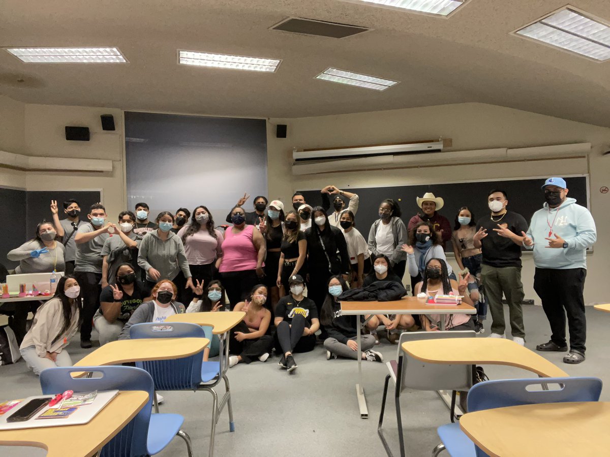 csueboteam's tweet photo. Yesterday was our first in person spring training! We had tour trainings, did team bonding activities, &amp; celebrated an early Valentine’s Day together! We can’t wait to see all of the newest Pioneers this summer! #foreverpioneer #orientationteam #springtraining ❤️🖤💻📚 https://t.co/wIaP9W7Iwc